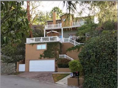 Main picture of 436 Redwood Dr