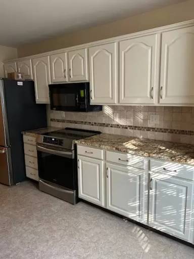 Main picture of 2015A Southpoint Dr