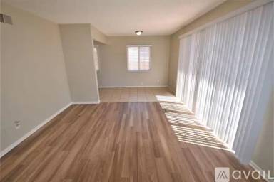 Main picture of 8091 Linares Ave