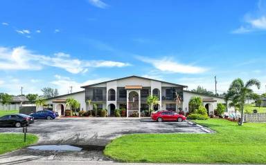Main picture of 1137 SW 16th Ter