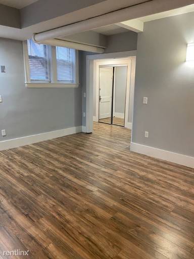 Main picture of 1388 Hall Ave
