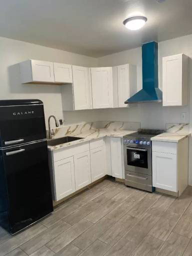 Main picture of 3245 W Rose Ln