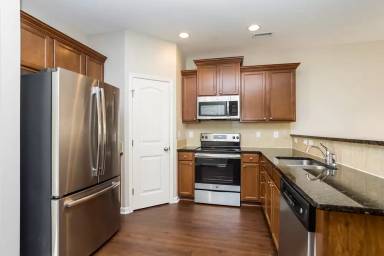 Main picture of 5307 Glenmorgan Ln