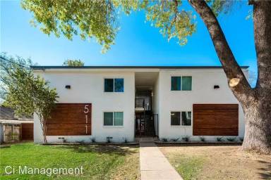 Main picture of 511 N Prairie Ave