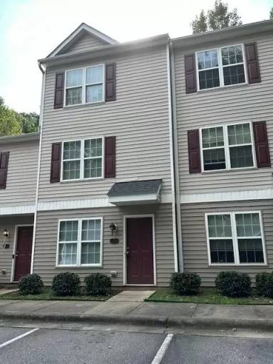 Main picture of 67 Red Ln