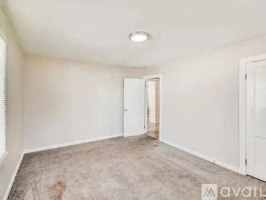 Main picture of 2011 Smith St