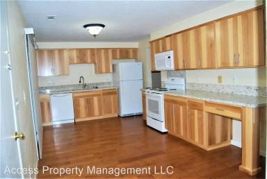 Main picture of 201 E 7th St