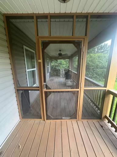 Main picture of 8104 Igou Gap Rd