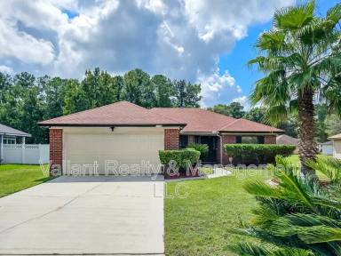 Main picture of 1736 Daytona Ln