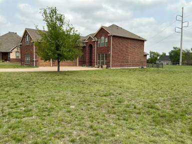 Main picture of 815 Blue Quail Dr