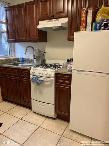 Main picture of 107 Gordon St