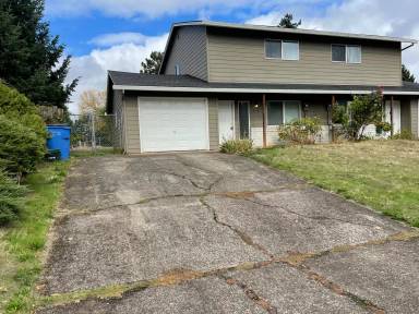 Main picture of 8112 NE 27th St