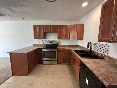 Main picture of 3445 W Mansfield Ave