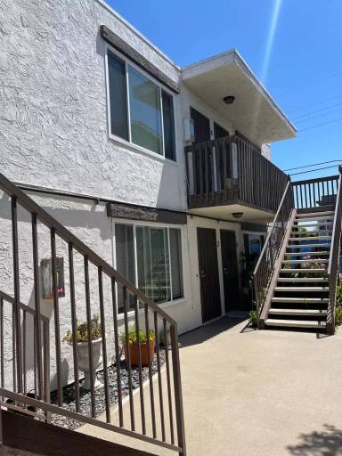 Main picture of 3769 32nd St