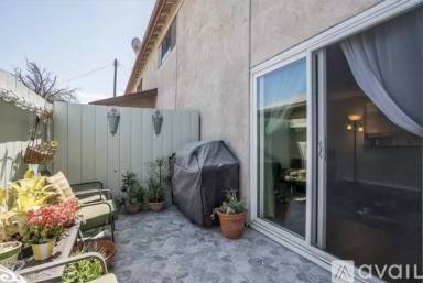 Main picture of 14730 S Normandie Ave