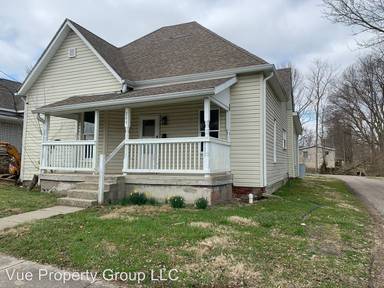 Main picture of 844 W Franklin St