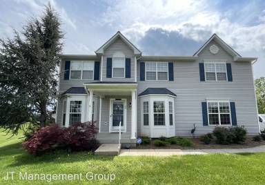 Main picture of 34 Winchester Ct