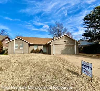 Main picture of 1113 Teal Pl