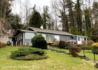 Main picture of 115 Lake Dr