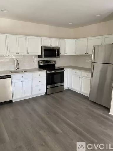 Main picture of 12 Thomes St