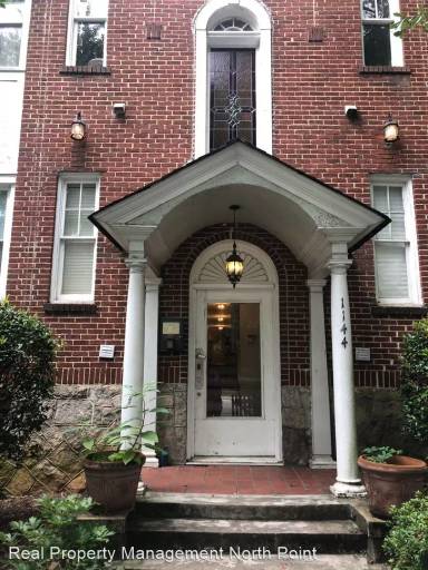 Main picture of 1144 Blue Ridge Ave NE