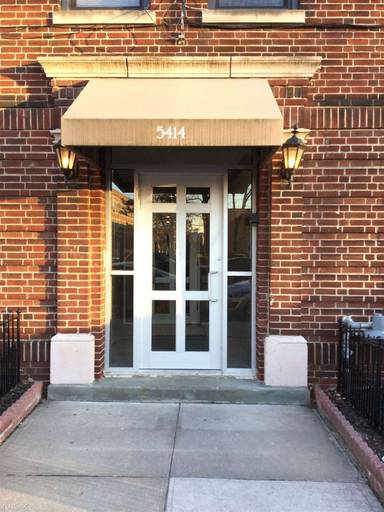 Main picture of 5414 Park Ave