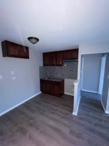 Main picture of 5234 W Irving Park Rd