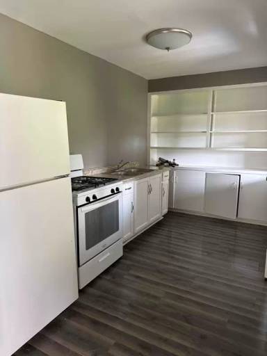 Main picture of 211 S Foster St