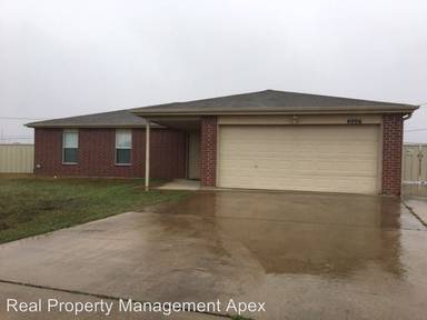 Main picture of 4006 Sand Dollar Dr