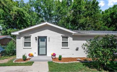 Main picture of 4321 Central Valley Dr