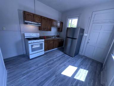 Main picture of 50 E College Ave