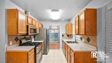 Main picture of 6524 Edgerton Dr