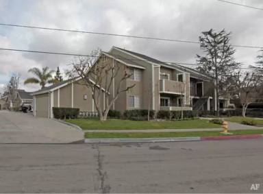 Main picture of 2940 E Frontera St