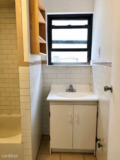 Main picture of 200 Allen St