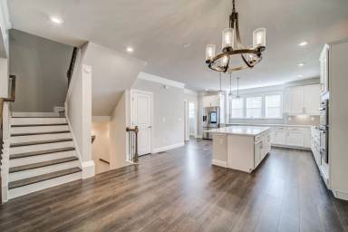 Main picture of 1312 Harris Way