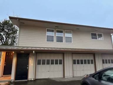 Main picture of 3035 Madison St NE
