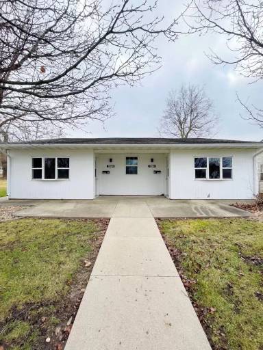 Main picture of 415 E Young Ave