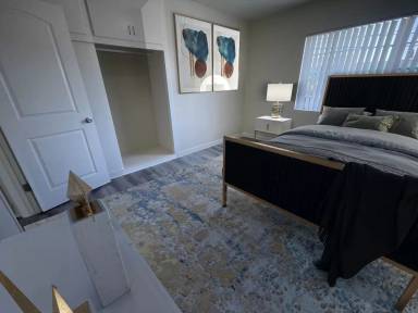 Main picture of 522 W Glenoaks Blvd