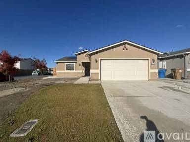 Main picture of 6008 Mardal Ave