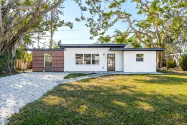 Main picture of 2106 Sunrise Blvd