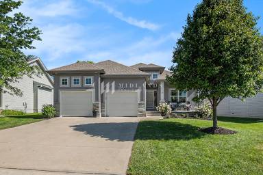 Main picture of 7966 Ponderosa Dr