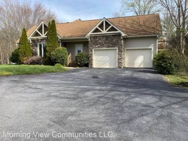 Main picture of 710 Sand Hill Rd