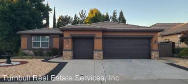 Main picture of 940 Glennfinnan Way