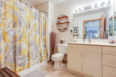 Main picture of Golden Valley Apartments