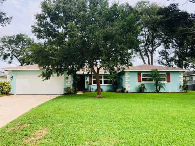 Main picture of 723 Knollview Blvd