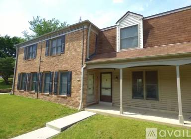 Main picture of 1736 Bristol Walk