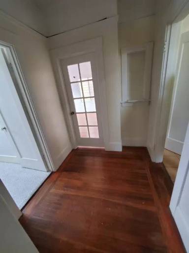 Main picture of 6 College Ave