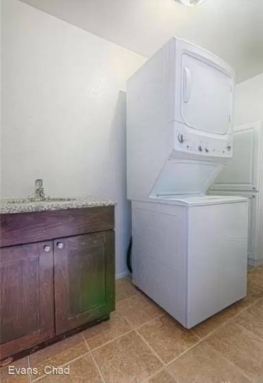 Main picture of 5229 144th Pl NE