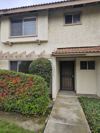 Main picture of 15271 Cadiz Dr