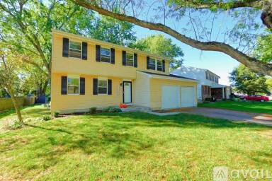 Main picture of 8711 Blessing Dr